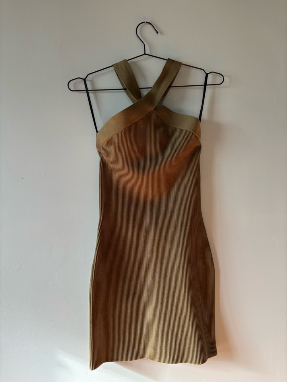 NWT Aritzia Cross-Strap Ribbed Knit Dress in Olive/Brown